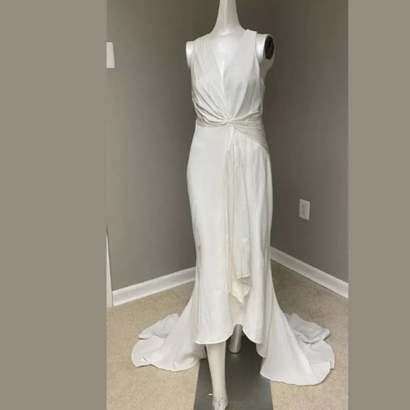 NWT CINQ A SEPT Iris gown Sz 00 $795 - Picture 4 of 7